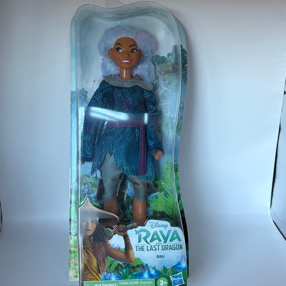 Disney Raya, Sisu, and Tiana Doll Trio Set - Picture 7 of 12